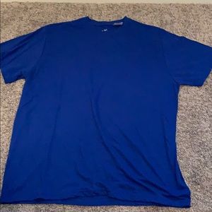 Blue under armour heat gear tshirt